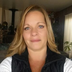 Meet your Posher, Angie