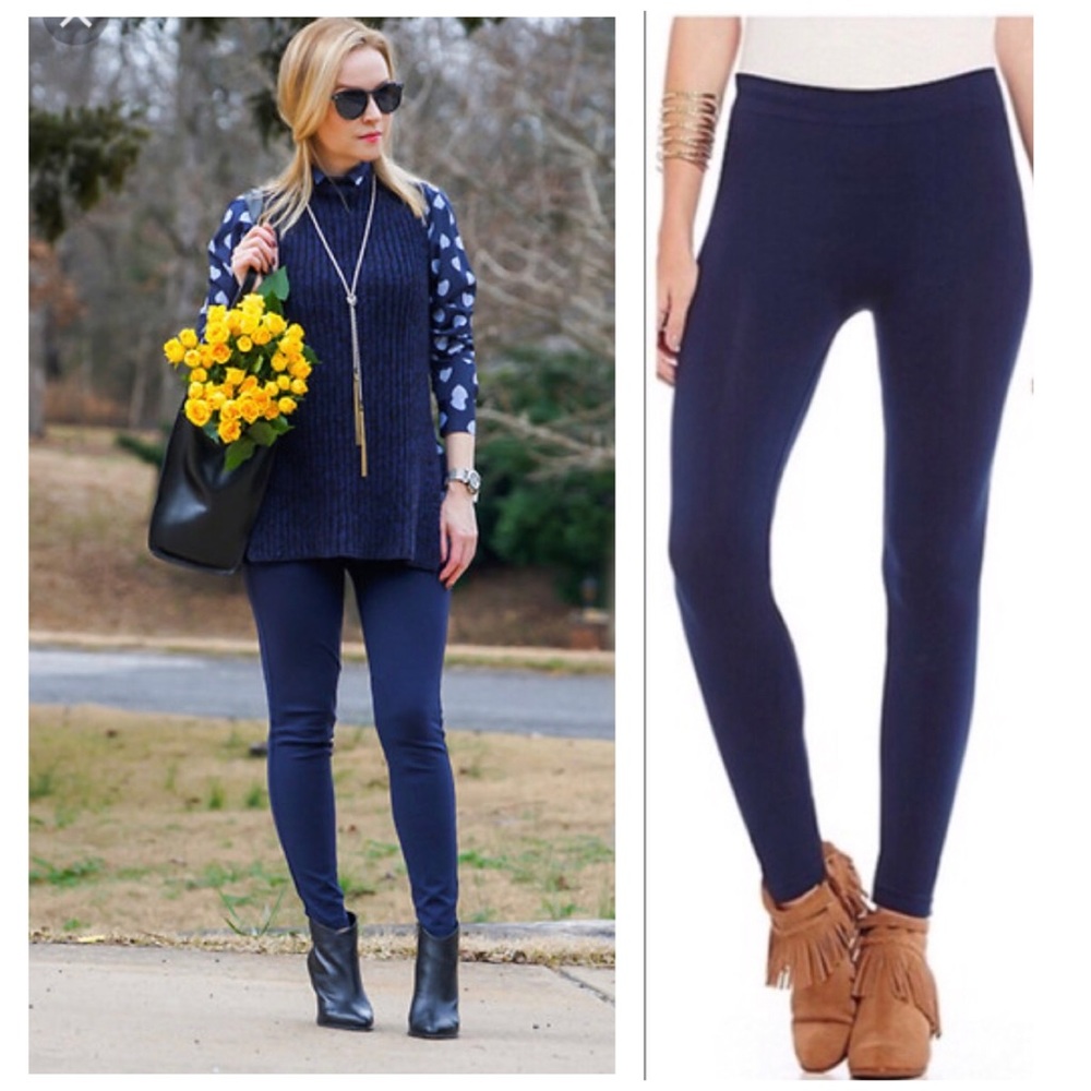 LAST ONE SALE! ๐ธNavy Leggings - Picture 2 of 5