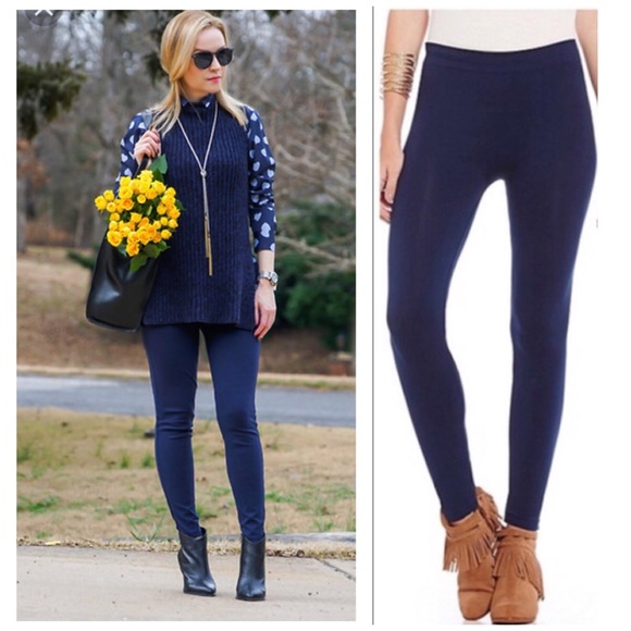 LAST ONE SALE! 🌸Navy Leggings - Picture 2 of 5