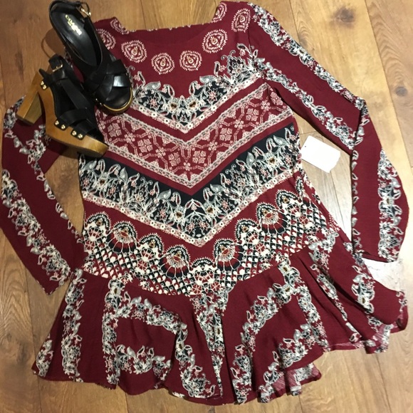 Sale FREE PEOPLE "SMOOTH TALKER" runs large - Picture 3 of 7