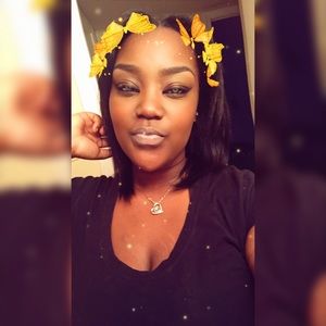 Meet your Posher, Armonee