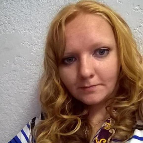 Meet your Posher, Amanda - Picture 1 of 1