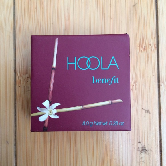 Hoola Benefit Bronzer