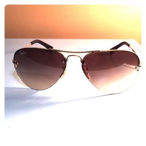 Ray-Ban RB3449 iconic aviator sunglasses