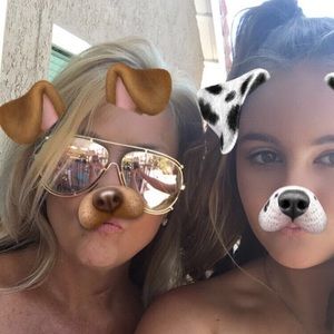 Meet your Posher, Candy