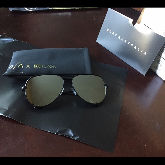 New 100% authentic Quay Desi High Key sunglasses