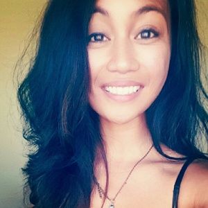 Meet your Posher, Jasmine