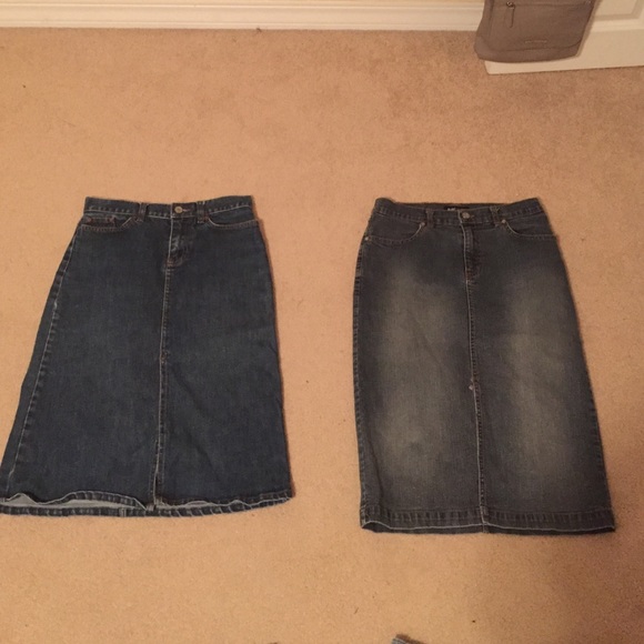 4 Jean skirts bundle - Picture 2 of 3