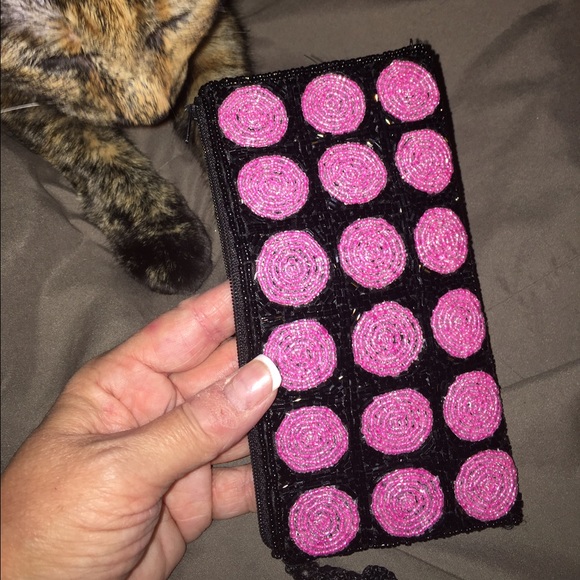 Beaded wristlet -NEW! - Picture 2 of 4