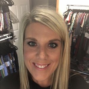 Meet your Posher, Brittney