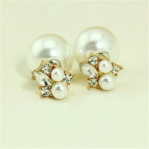Pearl Rhinestone Double Sided Earrings - Picture 3 of 5