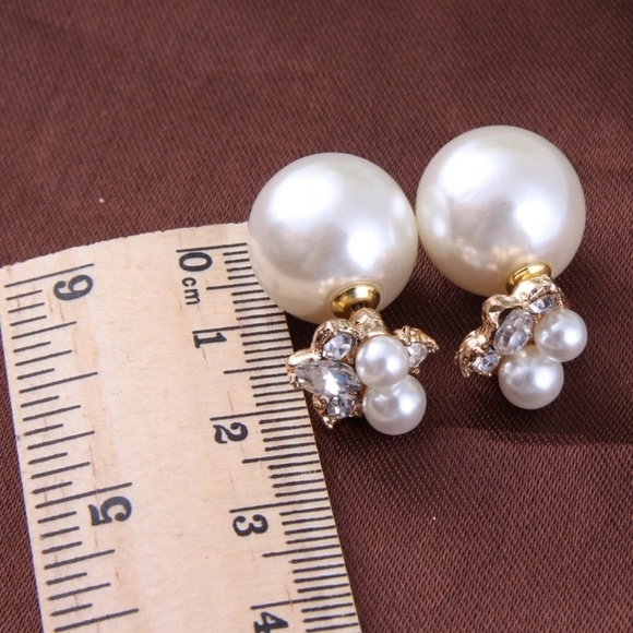 Pearl Rhinestone Double Sided Earrings - Picture 4 of 5
