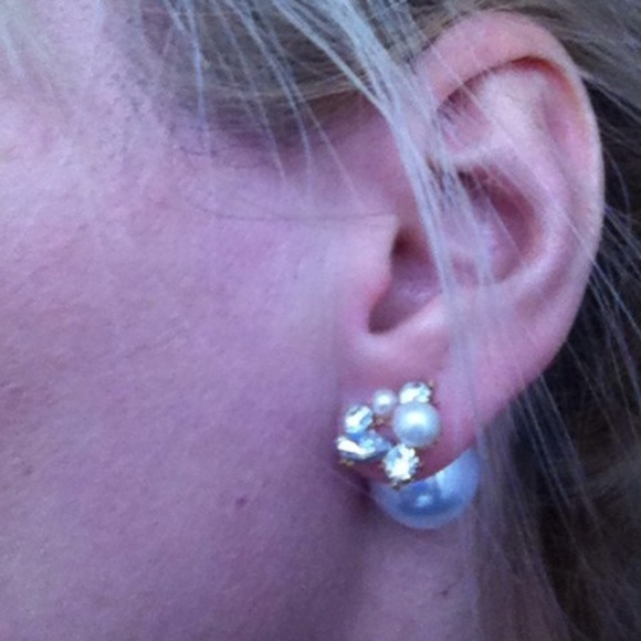 Pearl Rhinestone Double Sided Earrings - Picture 5 of 5