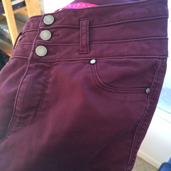 Tinseltown Skinny Jeans - Picture 4 of 4