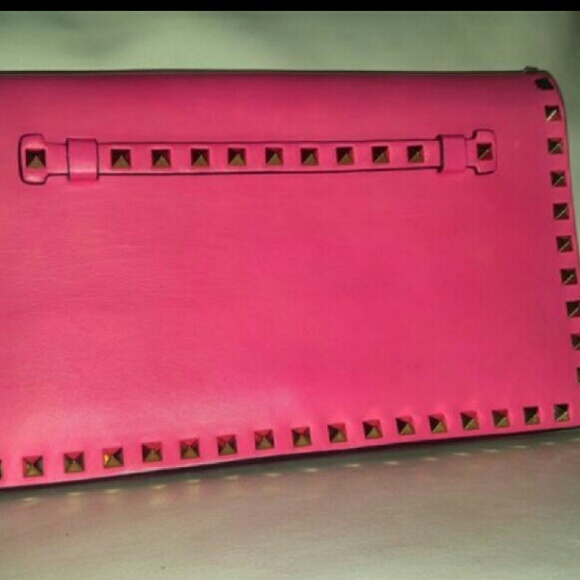 Authentic Valentino Rockstud Large clutch - Picture 2 of 2