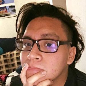 Meet your Posher, Cesar