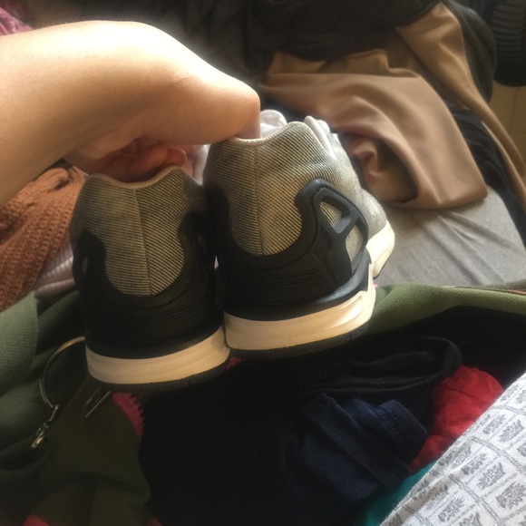 Grey adidas ZX flux worn once - Picture 4 of 5