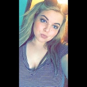 Meet your Posher, Kylee