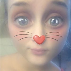 Meet your Posher, Alina
