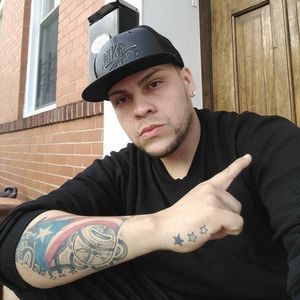 Meet your Posher, Victor