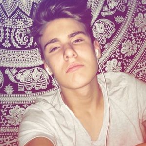 Meet your Posher, Parker