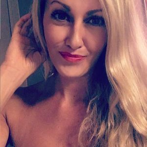 Meet your Posher, Marci