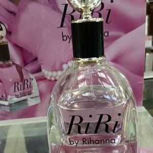 Meet your Posher, Rita