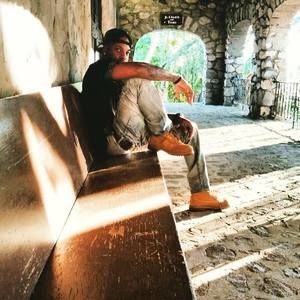 Meet your Posher, Troy