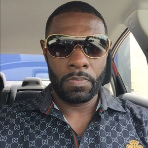 Meet your Posher, Dwayne