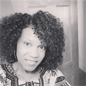 Meet your Posher, Debra