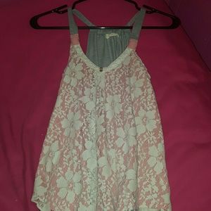 Pretty tank top. Floral