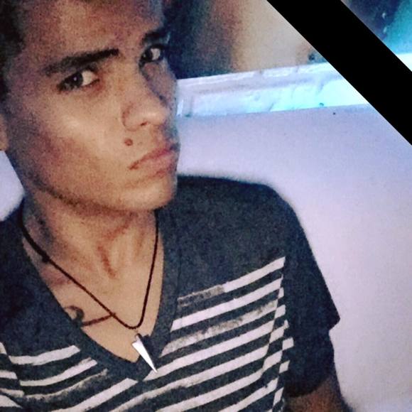 Meet your Posher, Richard - Picture 1 of 1