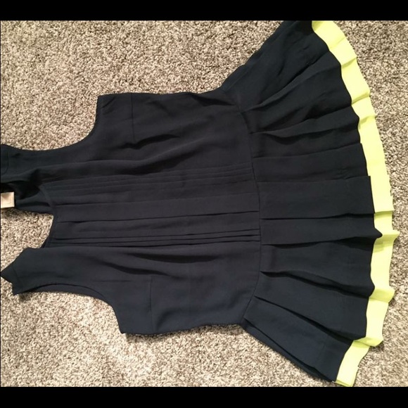 Forever 21 navy blue and lime peplum top medium