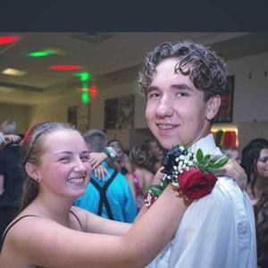 Meet your Posher, Logan