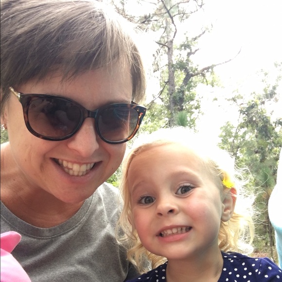 Meet your Posher, Meagan