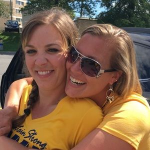 Meet your Posher, Stacy