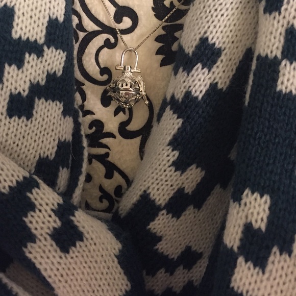 🍂🍁Infinity Scarf🍁🍂 - Picture 2 of 8