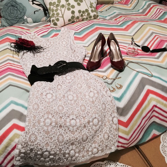 Meet your Posher, Jessica - Picture 3 of 4