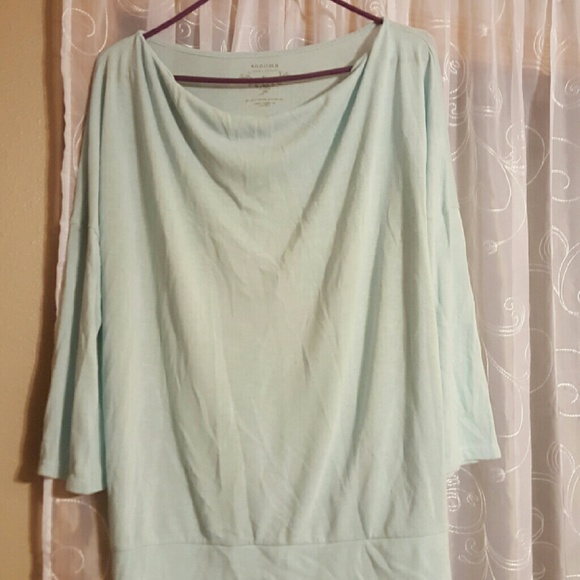 Light weight ice blelue sweater
