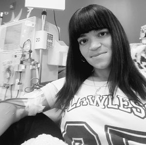 Meet your Posher, Crystal