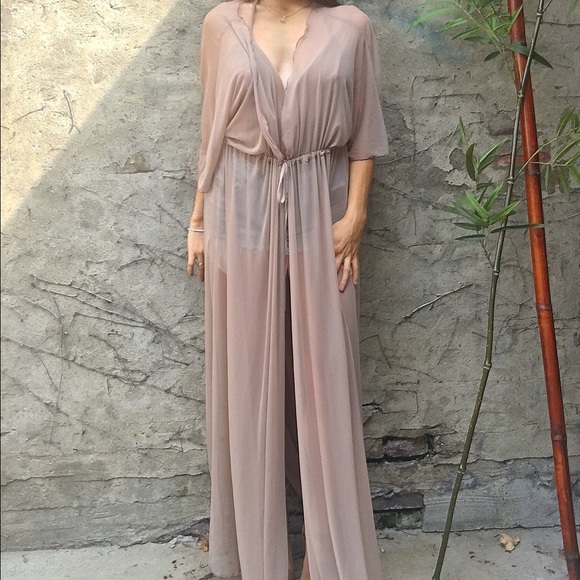Harper kimono 1 left!