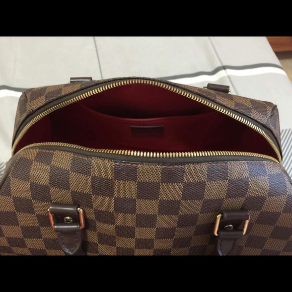 SILD SOLD Authentic LV ribera Handbag SOLDLOCALLY - Picture 3 of 3