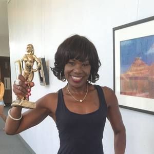 Meet your Posher, Earla