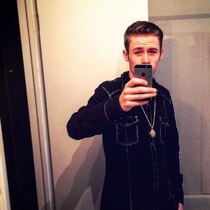 Meet your Posher, Tyler