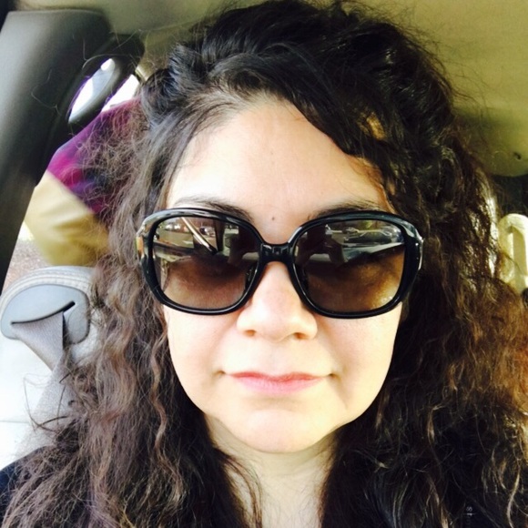 Meet your Posher, Lidia