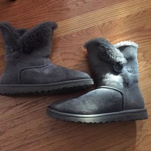 Grey Bailey Button Uggs