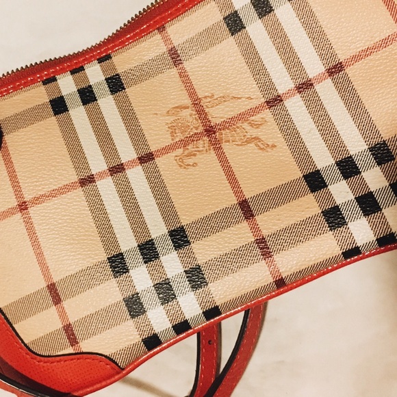 Burberry Shoulder Purse - Detachable Strap