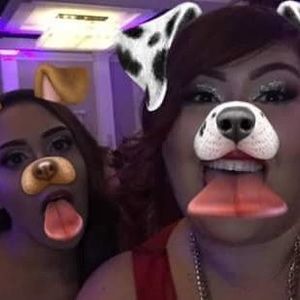 Meet your Posher, Marisa