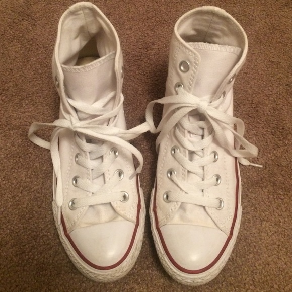 White high top converse size 7