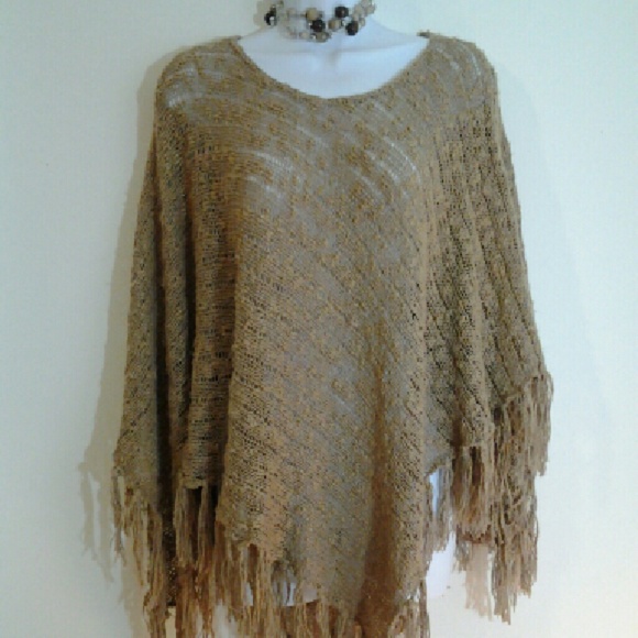 ⚫SOLD NOT FOR SALE ⚫ Brown Knit "Puncho" - Picture 2 of 4